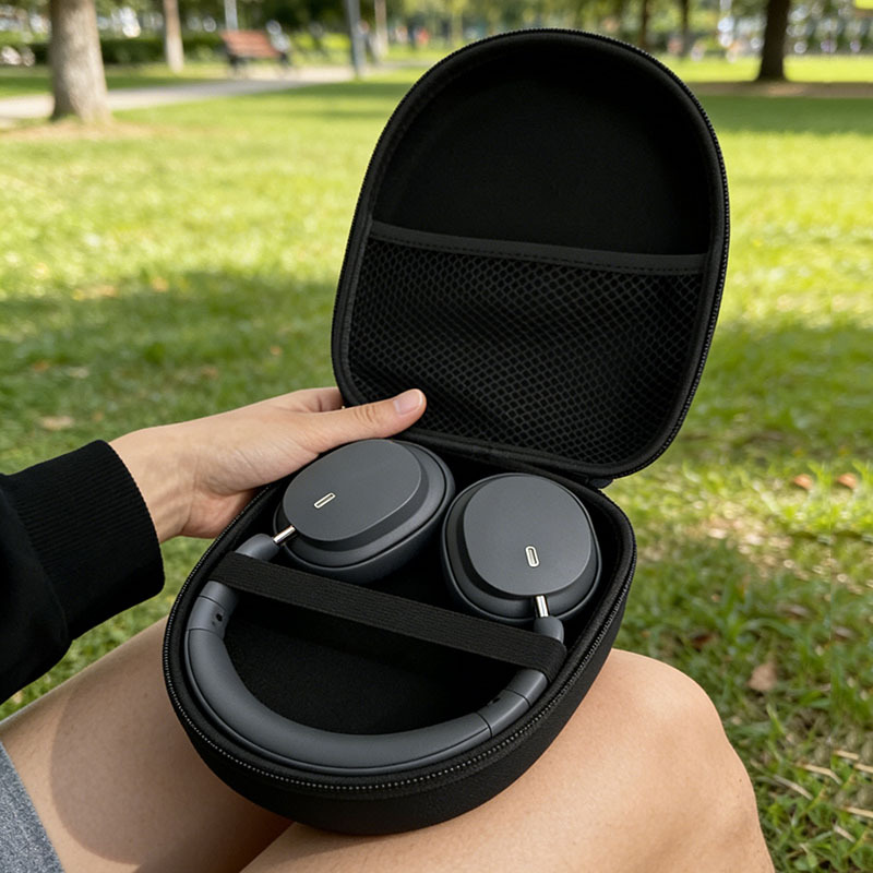 Многофункциональный черный жес – обзор и цена Headphone Case Hard