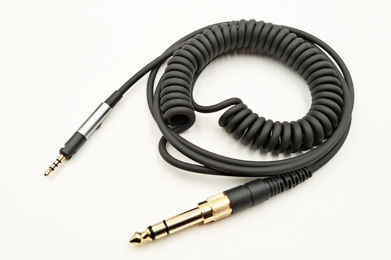 Спиральный пружинный аудиокабе – обзор и цена Sennheiser Headphone Hd 560S